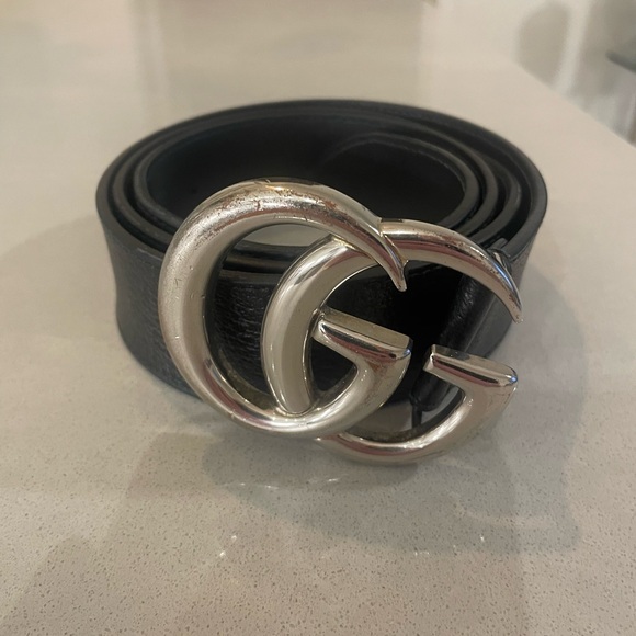 Gucci Black and Silver Leather Belt Classic Accessory - Picture 1 of 7